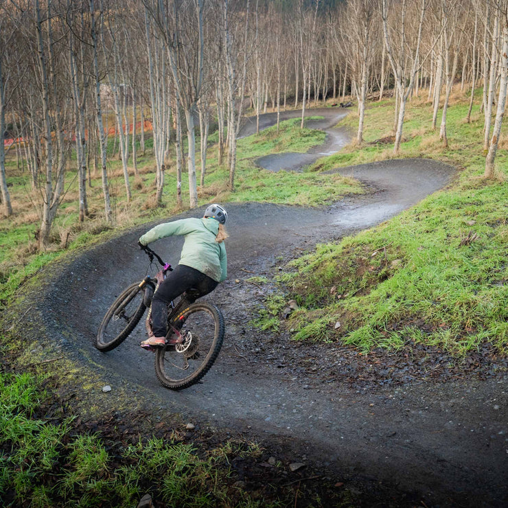 Coach Fi Berry riding Glentress Blue Taster Trail 